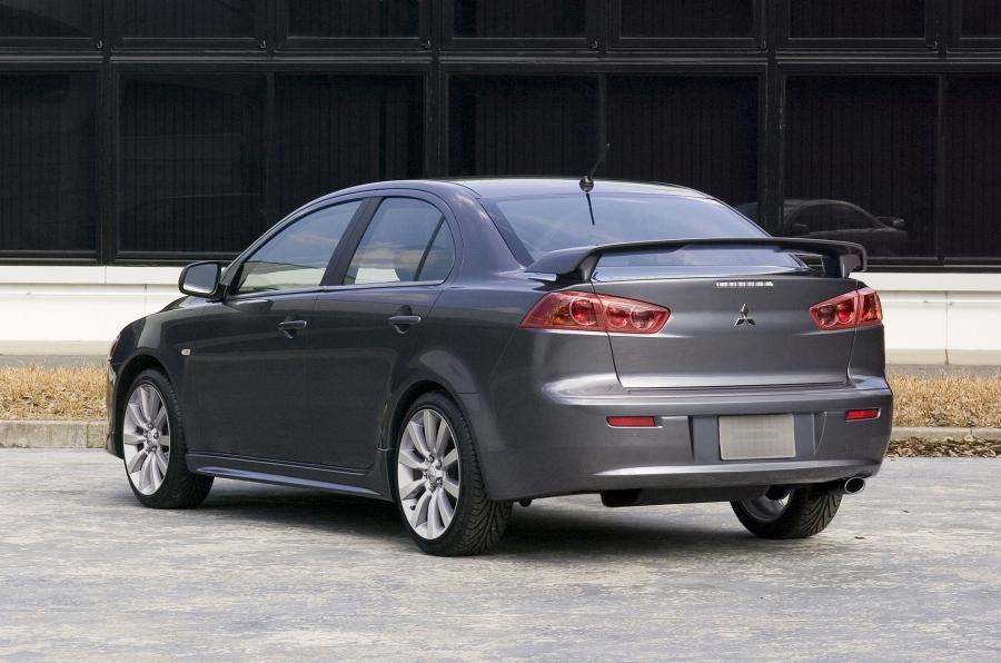  Mitsubishi Lancer 2007 года  (фото 70 из 104)